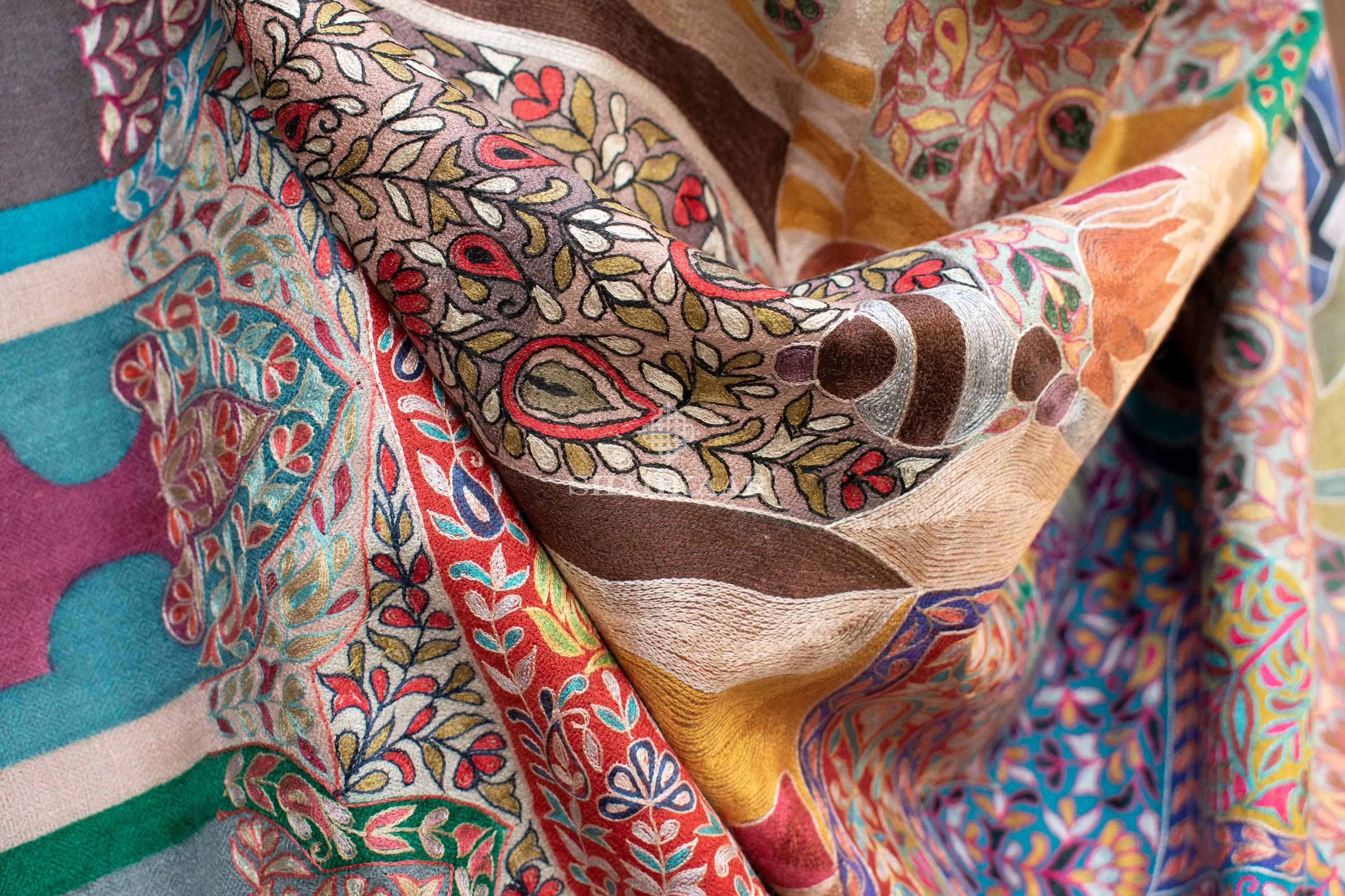 Exclusive Royal Kalamkari Pashmina/Cashmere Shawl, Hand Painted, Hand Hook Embroidery, Hand Woven, Pure Silk Embroidery Thread